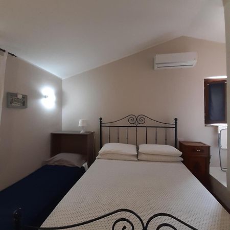 B&B La Casa Di Alice Фоліньо Номер фото