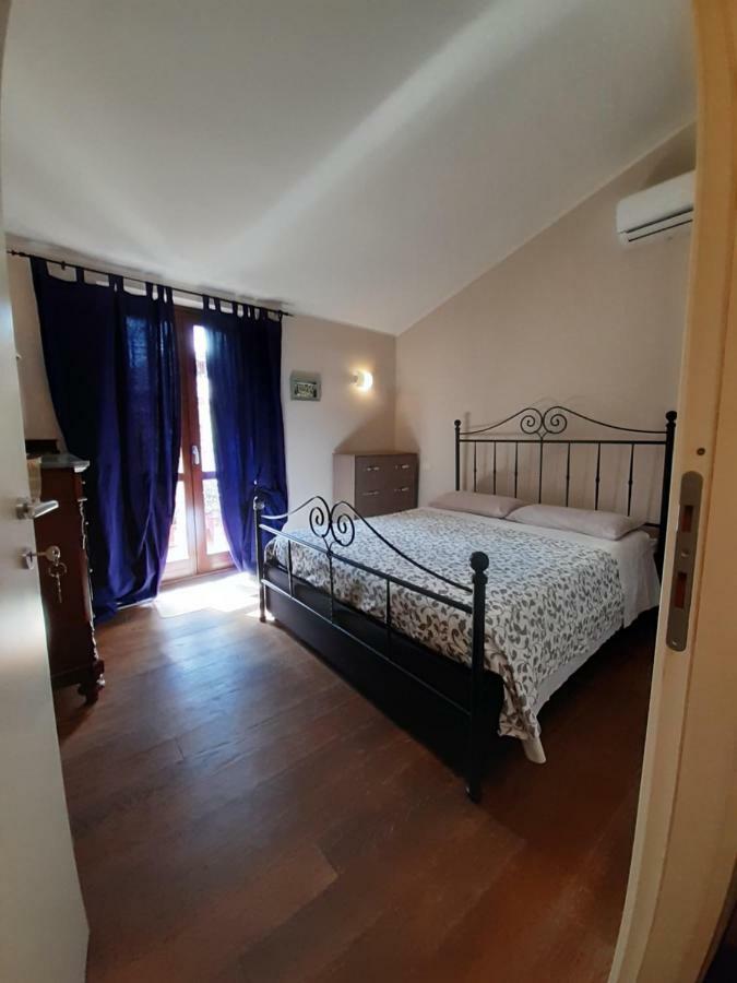 B&B La Casa Di Alice Фоліньо Екстер'єр фото