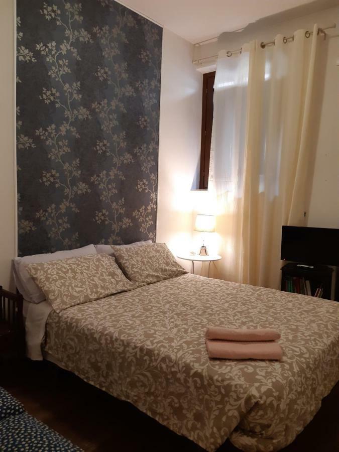 B&B La Casa Di Alice Фоліньо Екстер'єр фото